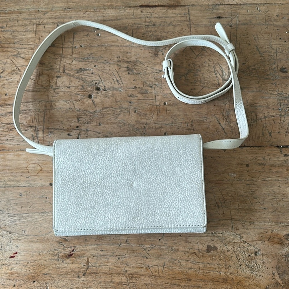 🤍 AllSaints White / Cream Pebbled Leather Crossbody Bag